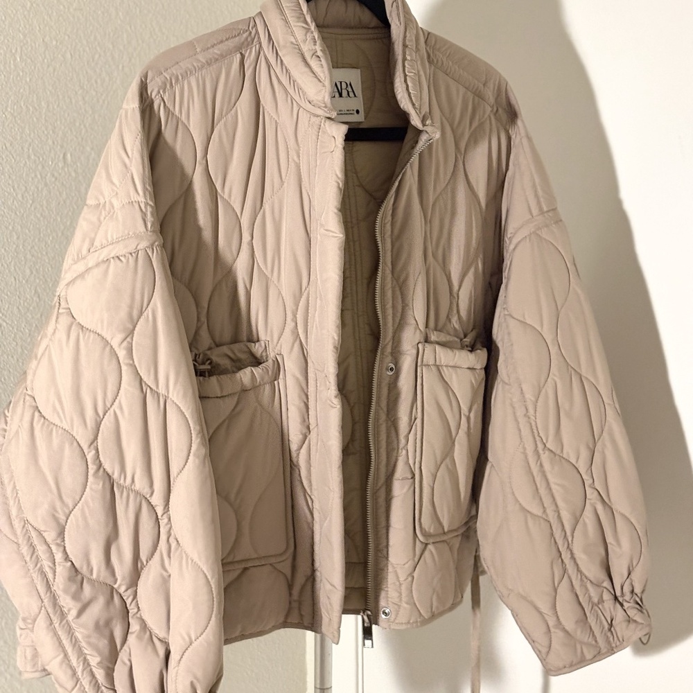 Zara Quilted Jacket / New Without Tags / Size L